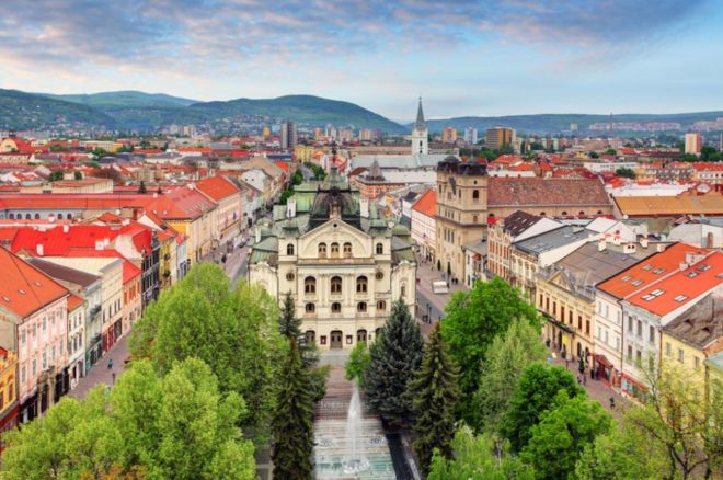Переезд в словакию на пмж из россии сколько стоит жилье во франции